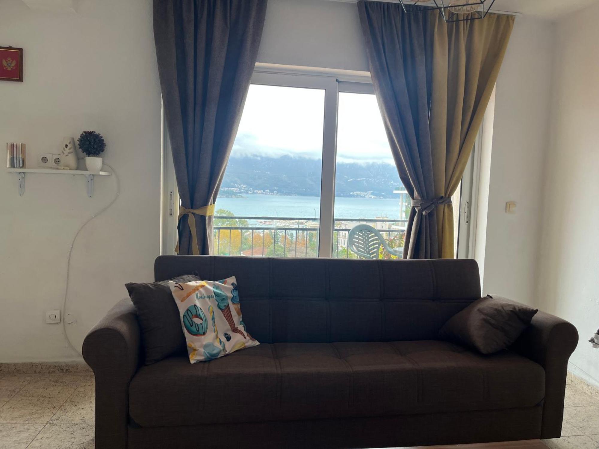 Bu2 Pogled Budva